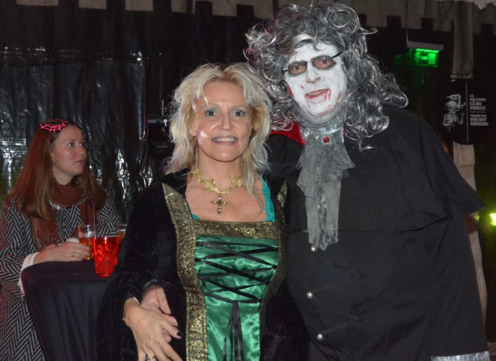 tourism-transylvania-halloween-party-at-bran